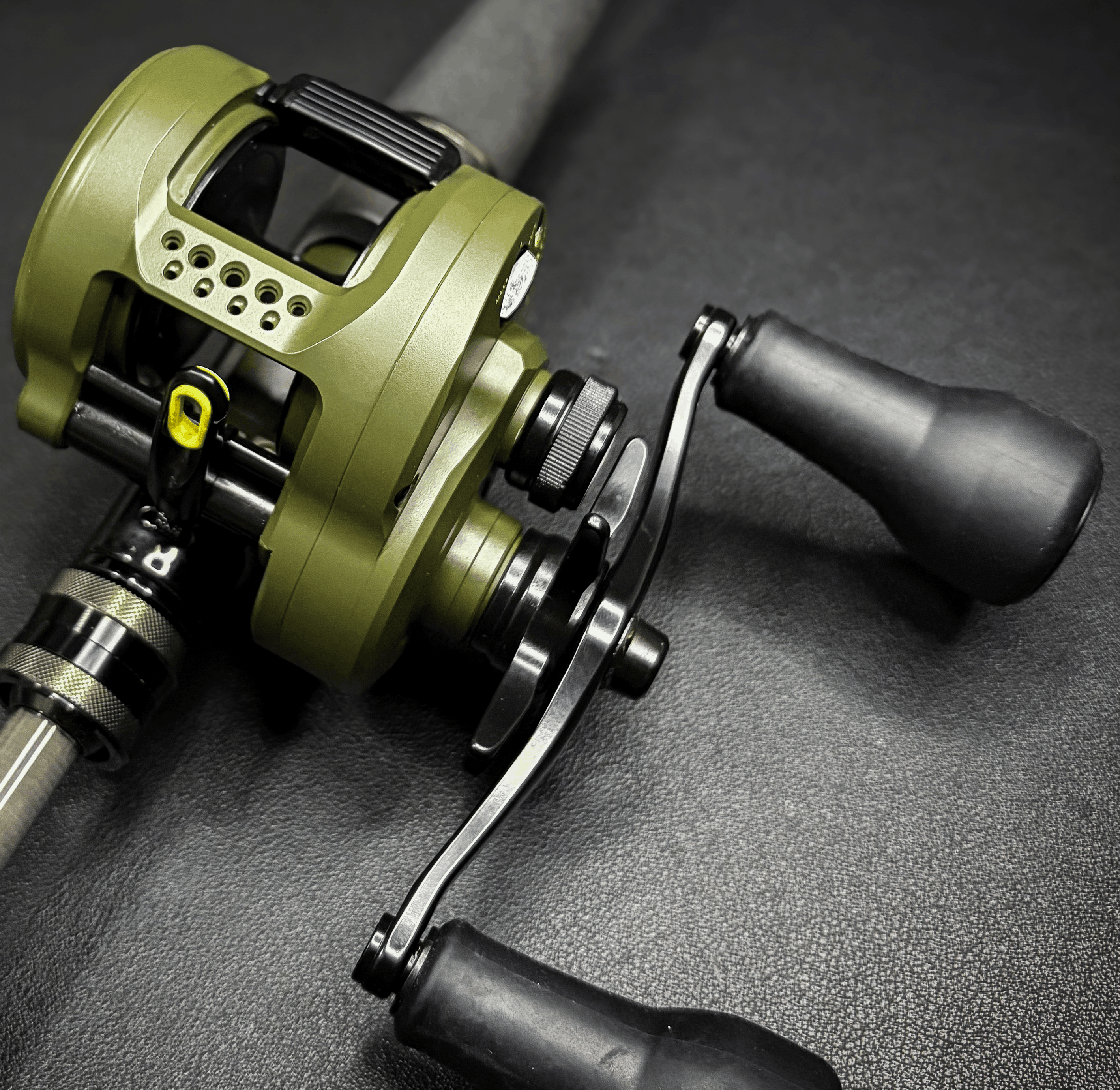 Shimano Calcutta 301XGLH photo 3